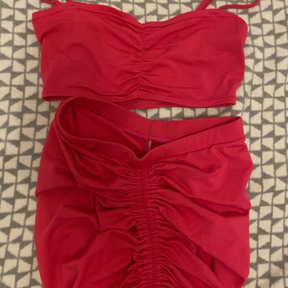 Pink two piece set - Picture 3 of 3